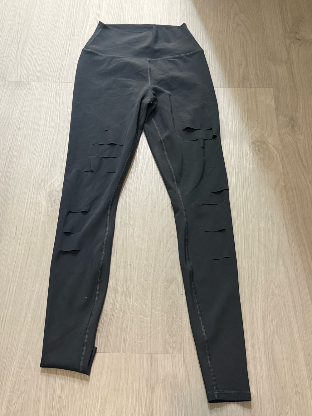 Alo Yoga Ripped High Waist Airbrush Leggings Dark Grey Size XS Distressed